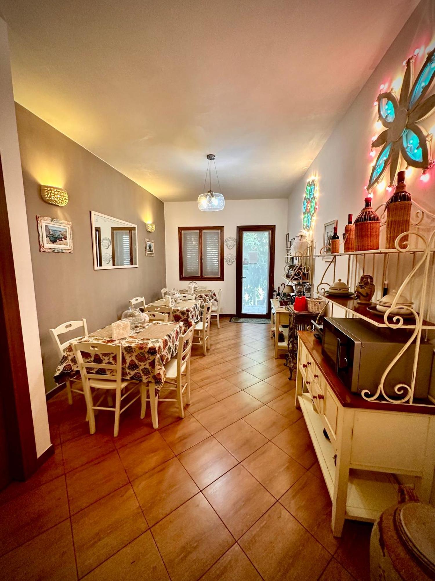 Dimora Del Casale Acomodação com café da manhã Brindisi Exterior foto